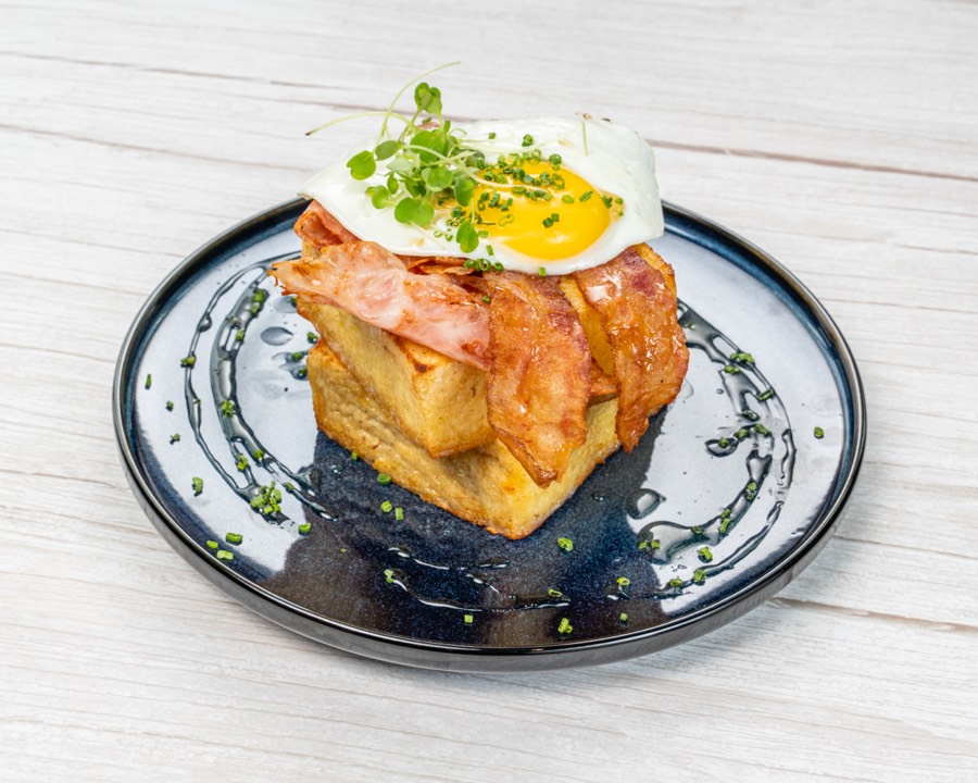Mad French Toast with egg, bacon and maple syrup